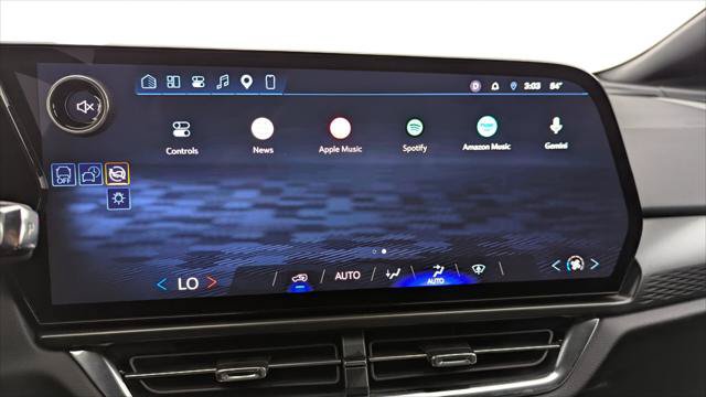 Used 2026 Chevrolet Equinox EV LT FWD image 29