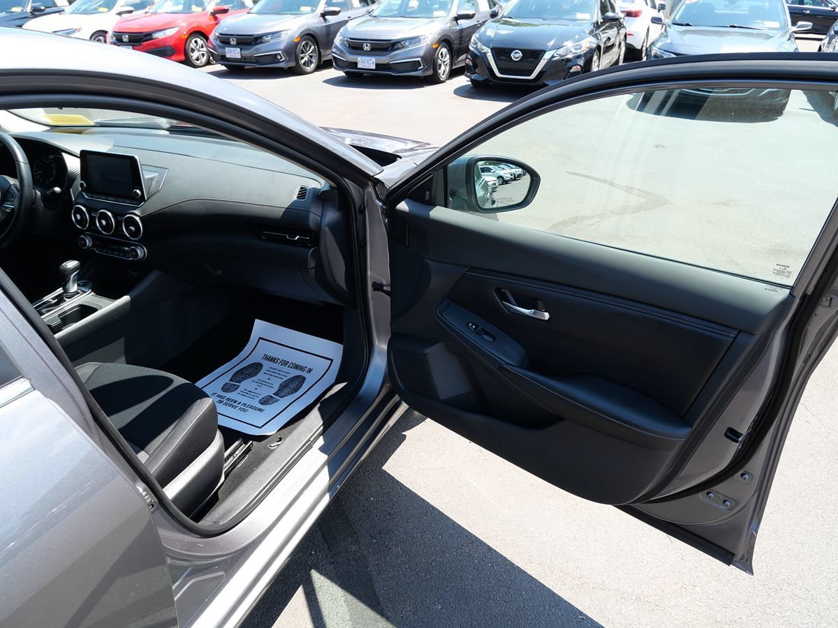 Used 2020 Nissan Sentra SV FWD image 22