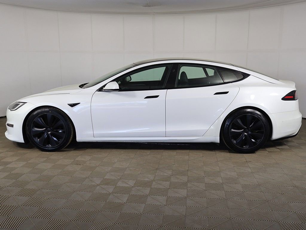 Used 2022 Tesla Model S image 15