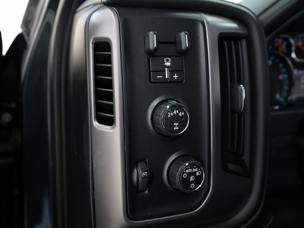 Used 2018 GMC Sierra 2500 SLT image 16