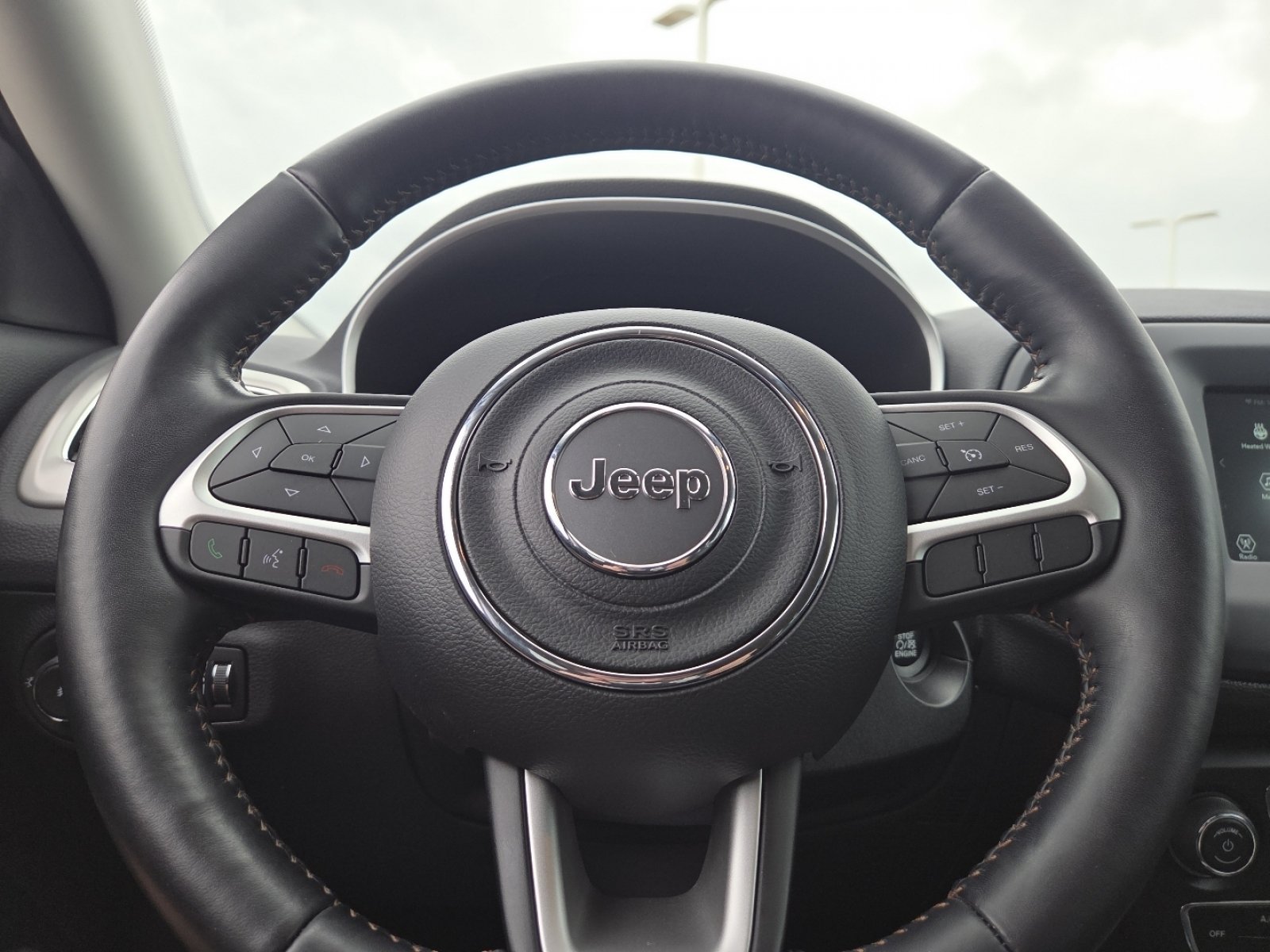 Used 2021 Jeep Compass Latitude w/ Convenience Group AWD/4WD image 25