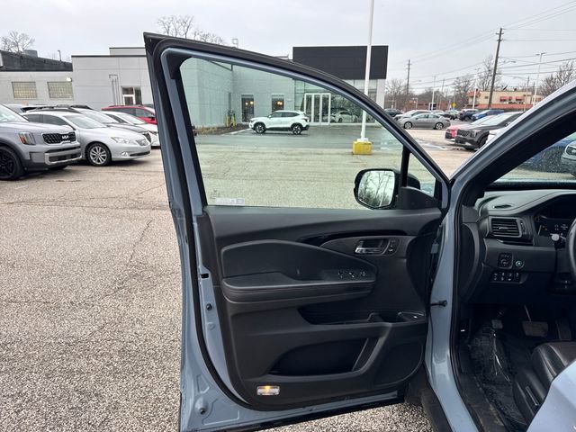 Used 2022 Honda Ridgeline Black Edition image 18