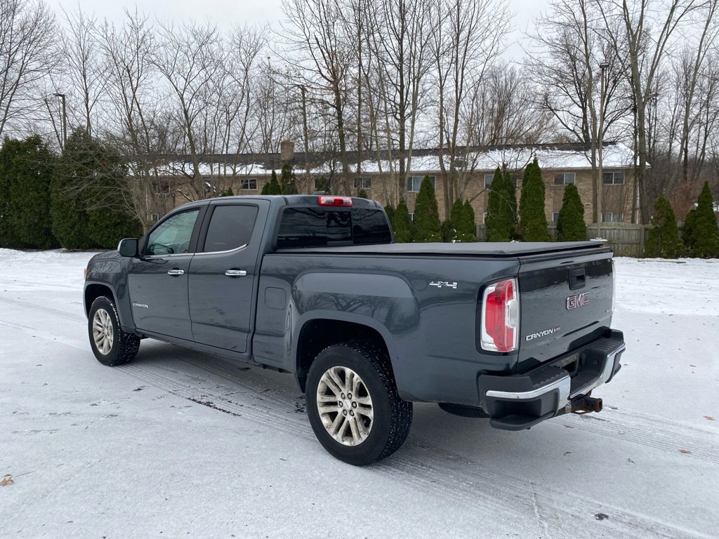 Used 2017 GMC Canyon SLT image 3