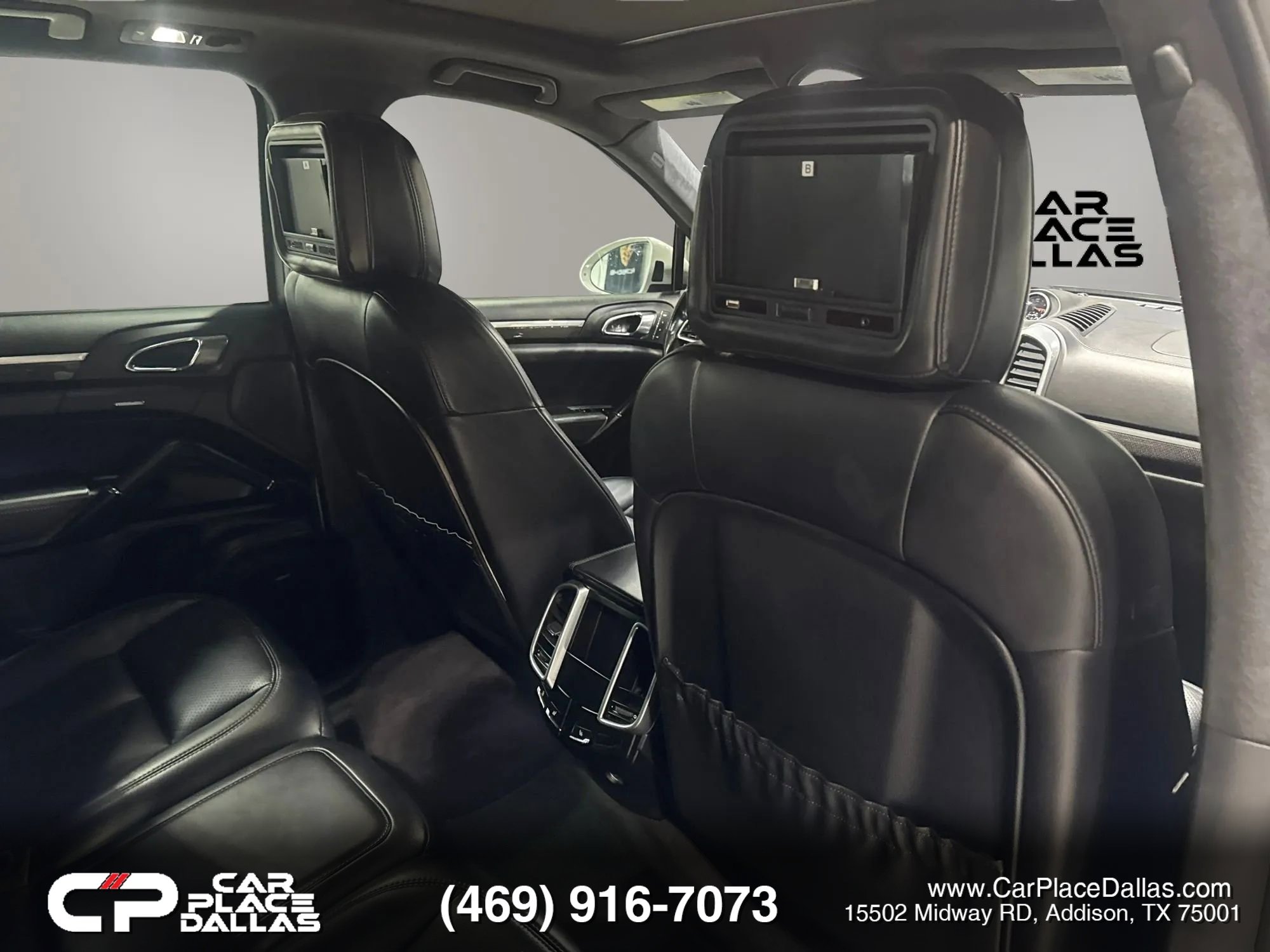 Used 2016 Porsche Cayenne GTS w/ Premium Package Plus image 26