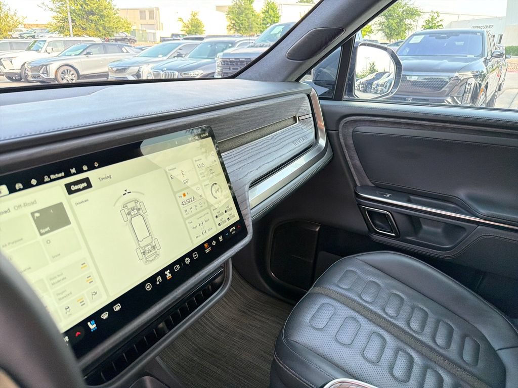 Used 2022 Rivian R1T Adventure AWD/4WD image 24