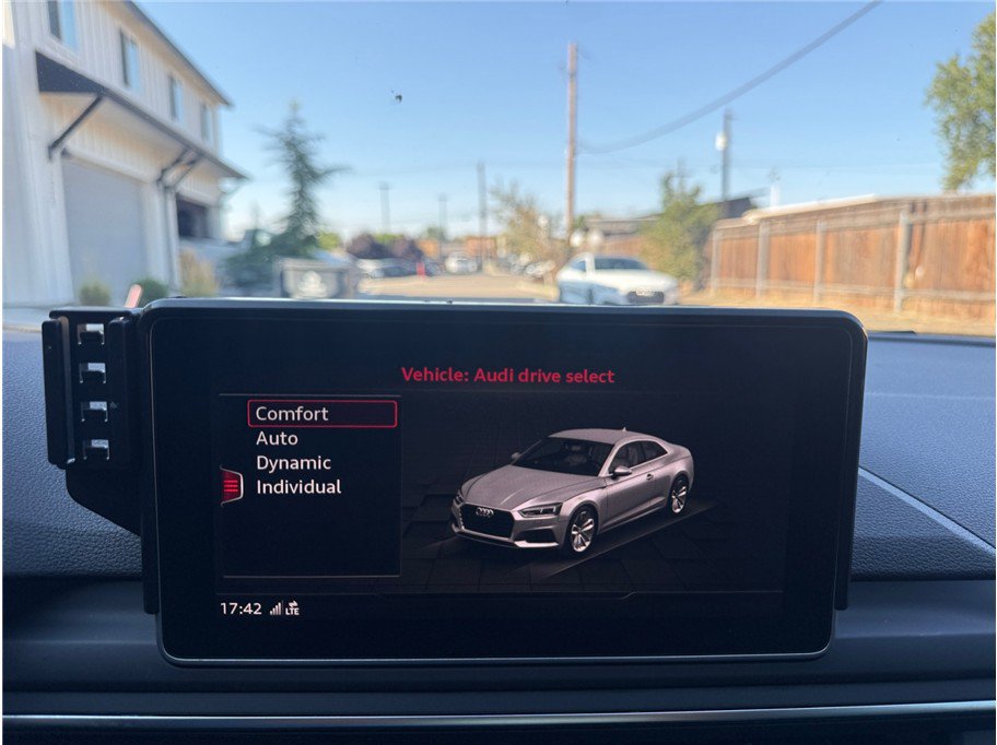 Used 2018 Audi RS 5 w/ Dynamic Plus Package AWD/4WD image 19