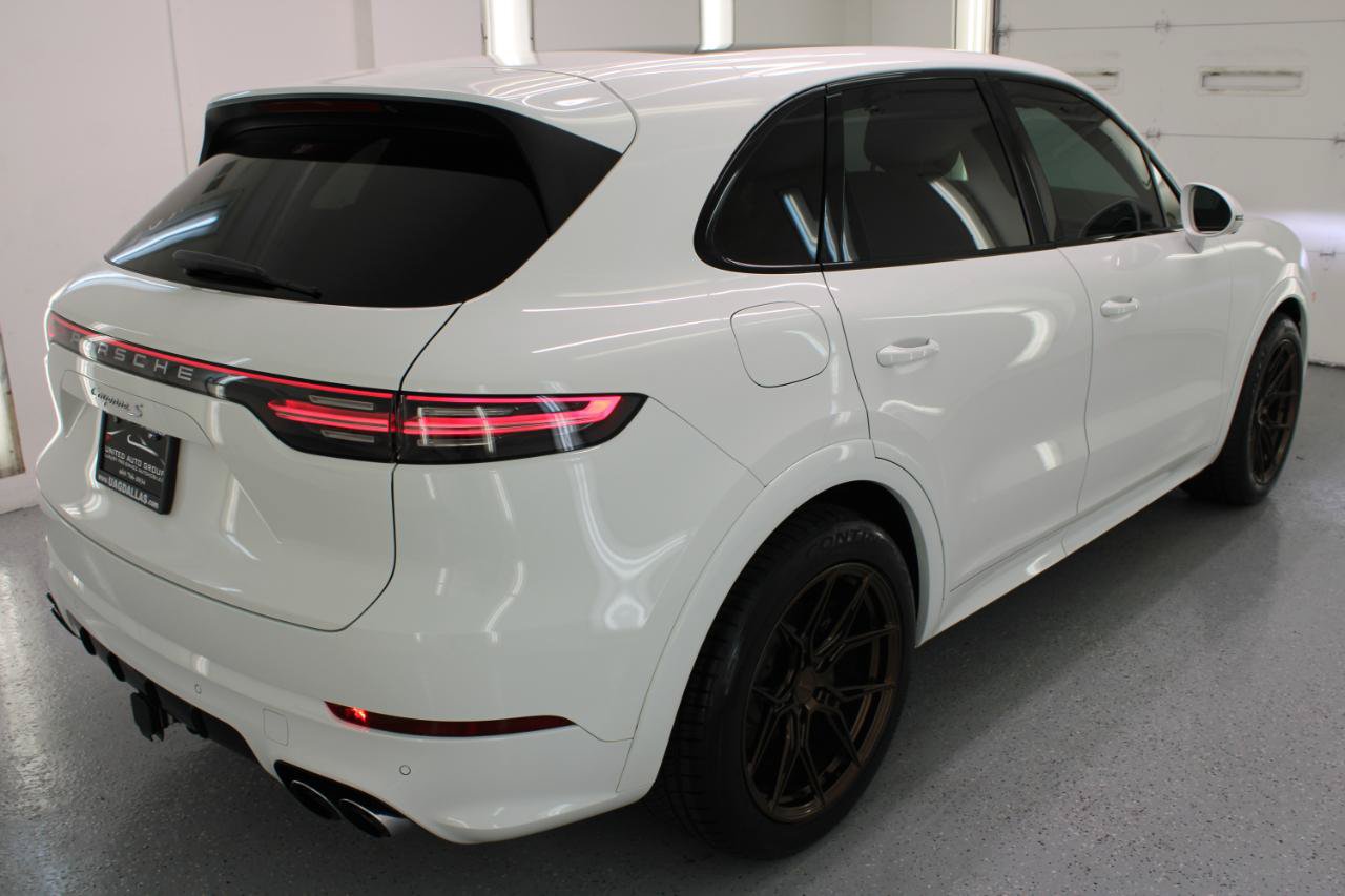 Used 2019 Porsche Cayenne S AWD/4WD image 9