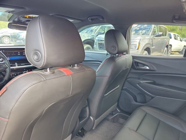 Used 2025 Chevrolet Trax RS w/ Driver Confidence Package image 26