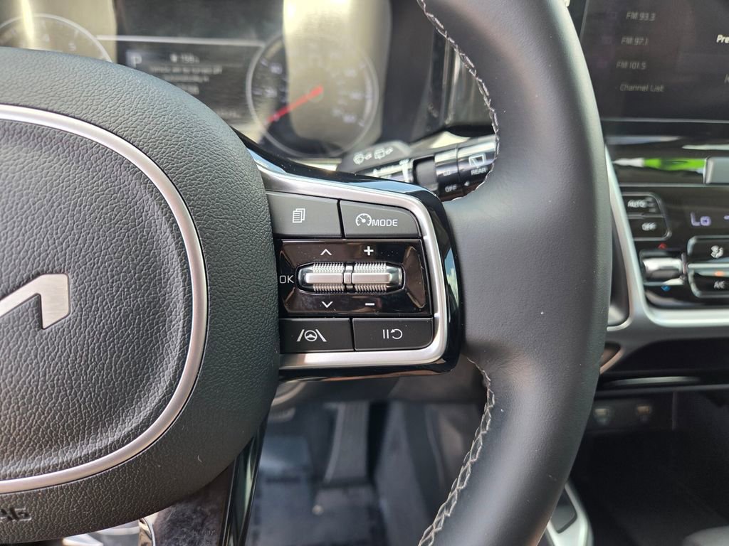 Used 2022 Kia Sorento S w/ Panoramic Sunroof Package FWD image 31