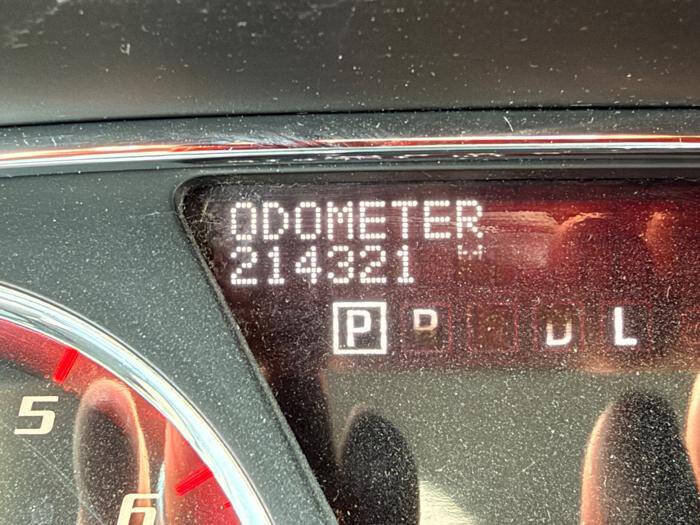 Used 2014 GMC Acadia SLE FWD image 37