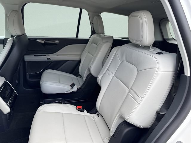 New 2026 Lincoln Aviator 2WD image 26