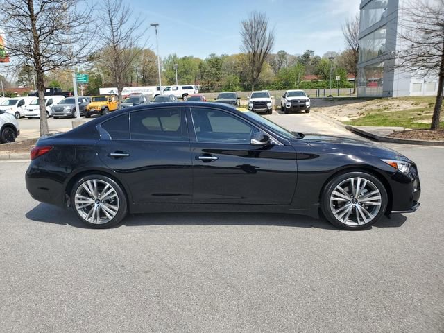 Used 2023 INFINITI Q50 Sensory image 2