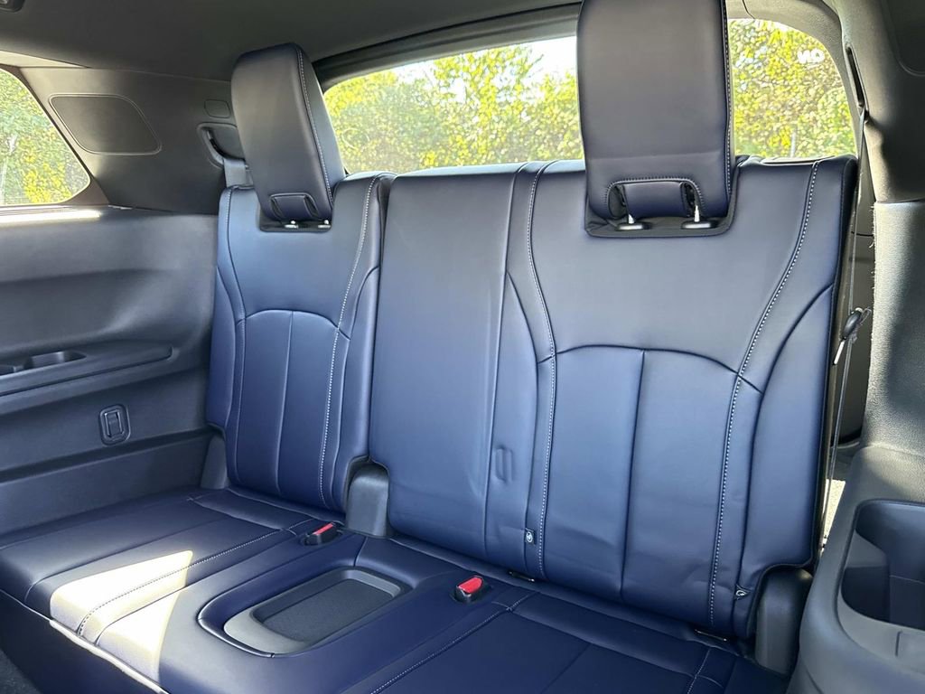 New 2026 INFINITI QX60 Luxe w/ Dark Cargo Package image 19