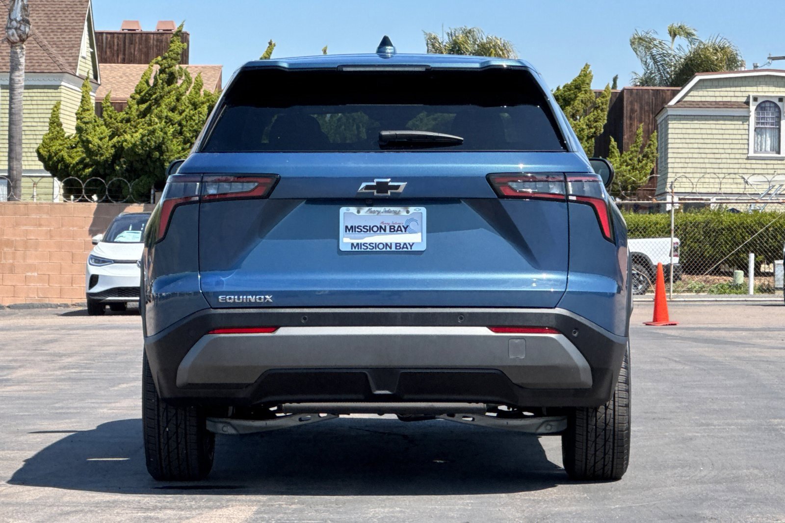 New 2025 Chevrolet Equinox LT image 5