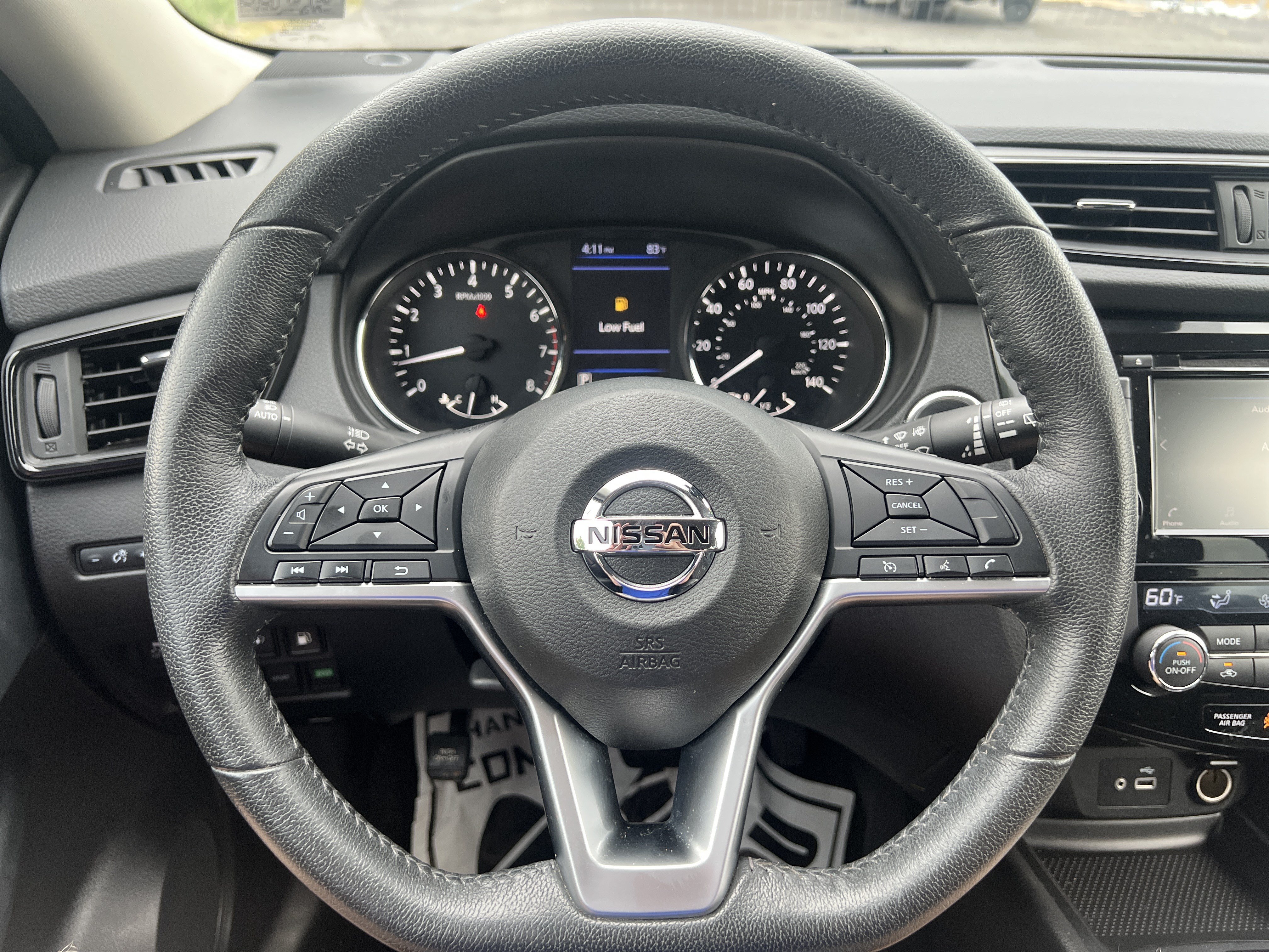 Used 2019 Nissan Rogue SV AWD/4WD image 17