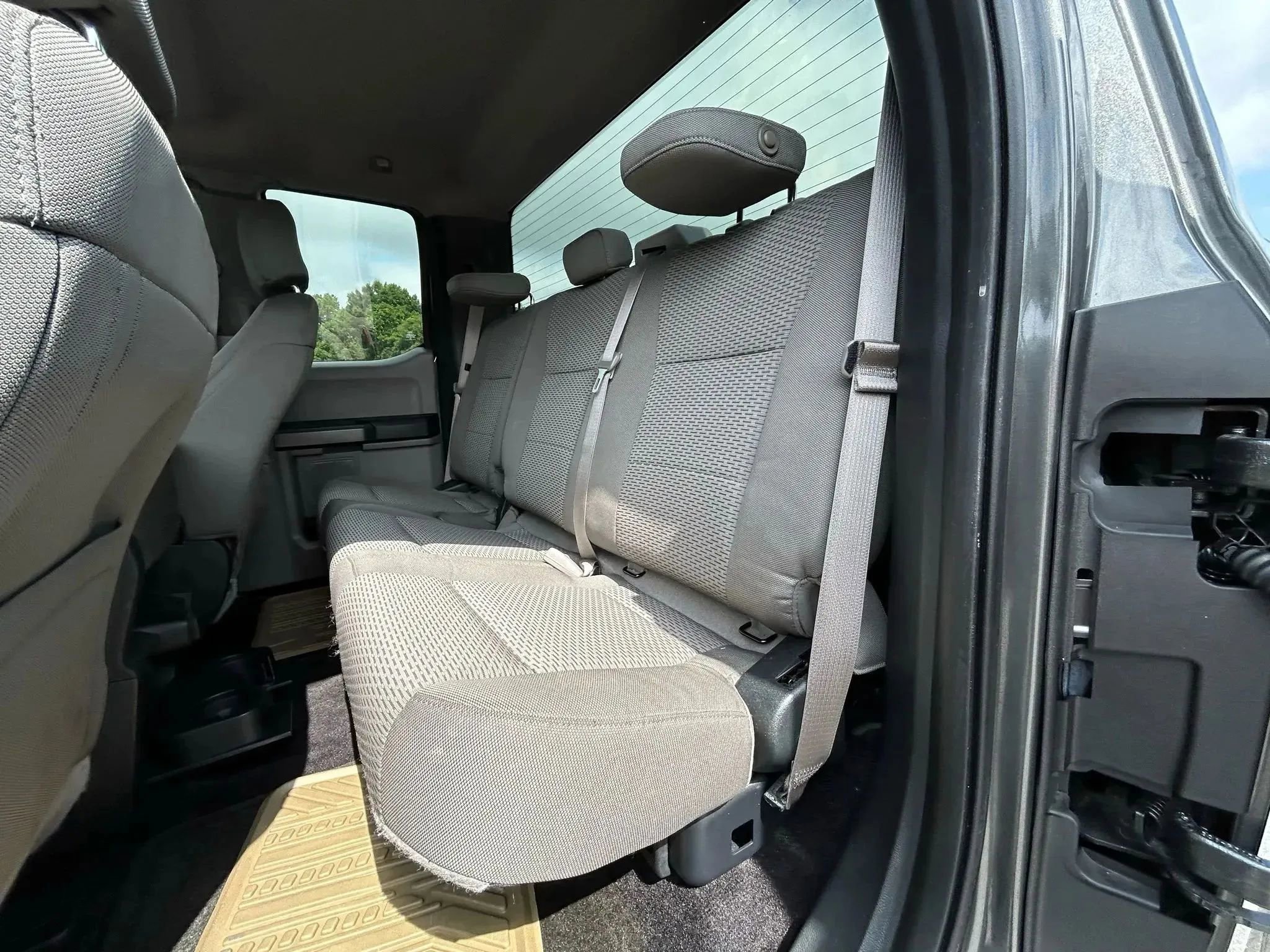 Used 2015 Ford F150 XLT w/ Equipment Group 301A Mid AWD/4WD image 29