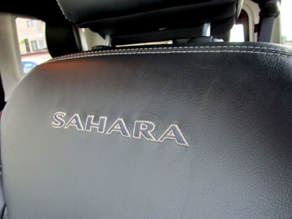 Used 2018 Jeep Wrangler Unlimited Sahara w/ Connectivity Group image 26