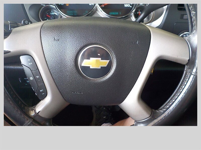 Used 2011 Chevrolet Silverado 2500 LT AWD/4WD image 20