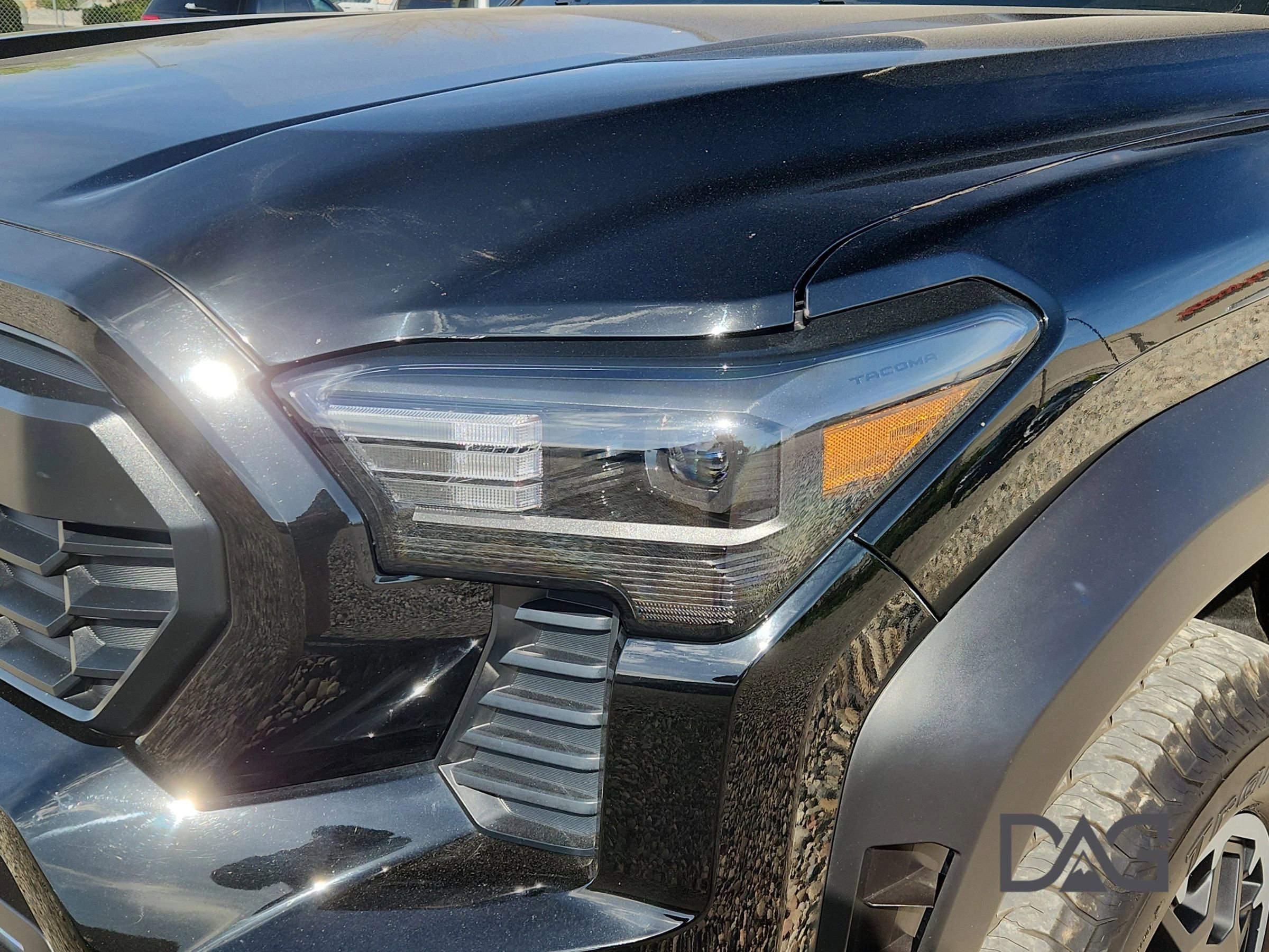 Used 2024 Toyota Tacoma TRD Off-Road image 9