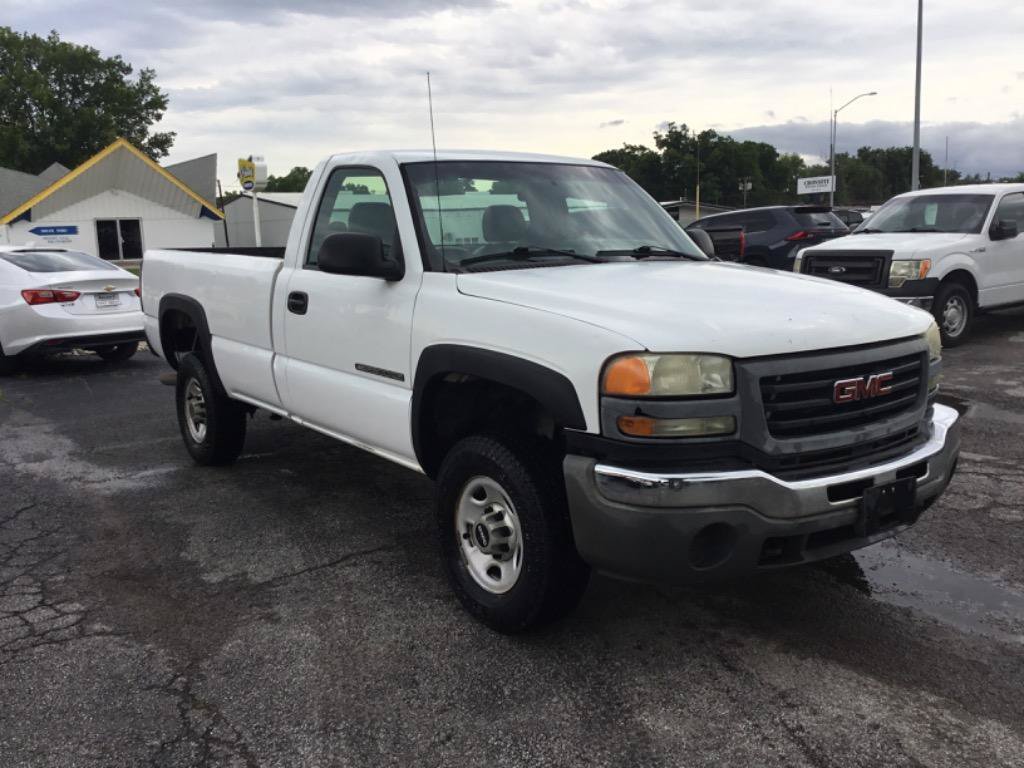Used 2007 GMC Sierra 2500 W/T RWD image 9