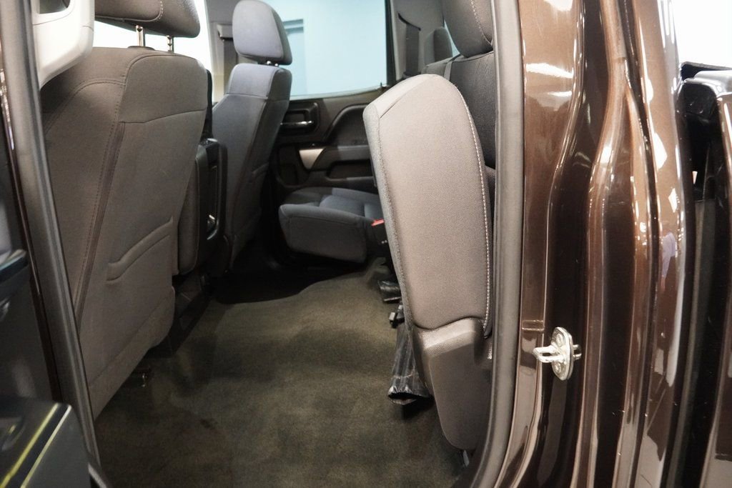 Used 2018 Chevrolet Silverado 1500 LT w/ All Star Edition image 26