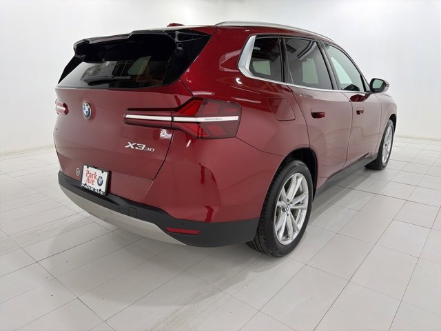 Used 2025 BMW X3 xDrive30i w/ Premium Package image 5