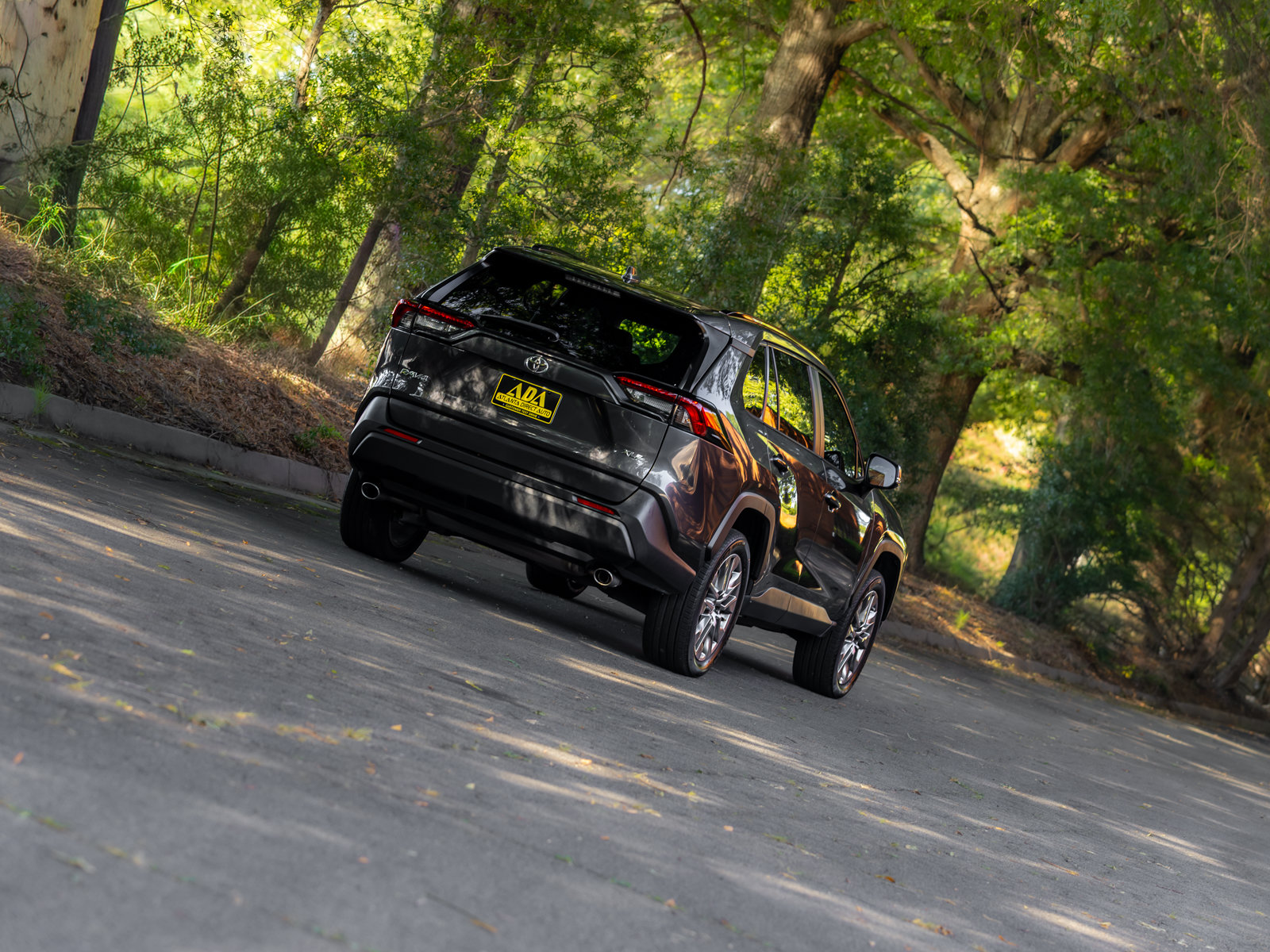 Used 2023 Toyota RAV4 XLE Premium FWD image 48