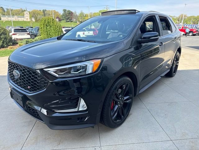 Used 2020 Ford Edge ST w/ Equipment Group 401A AWD/4WD image 3