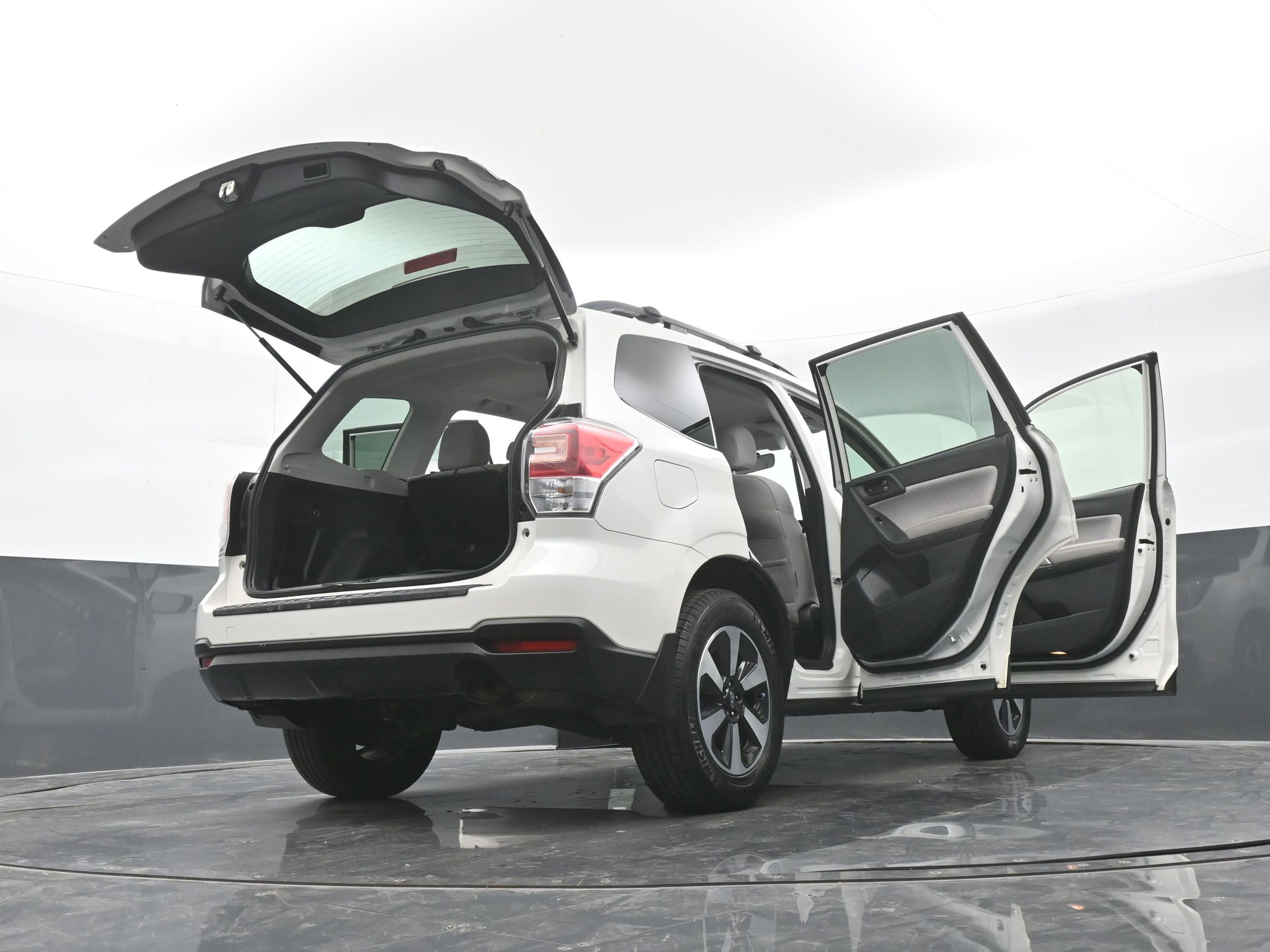 Used 2018 Subaru Forester 2.5i Premium image 48