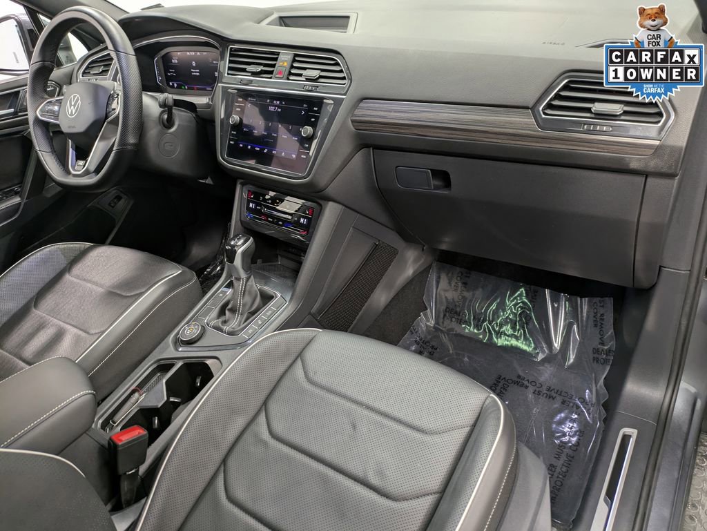 Used 2022 Volkswagen Tiguan SEL R-Line image 29