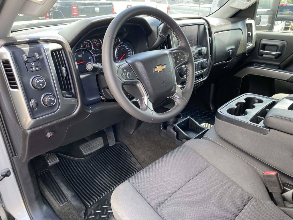 Used 2018 Chevrolet Silverado 2500 LT AWD/4WD image 14