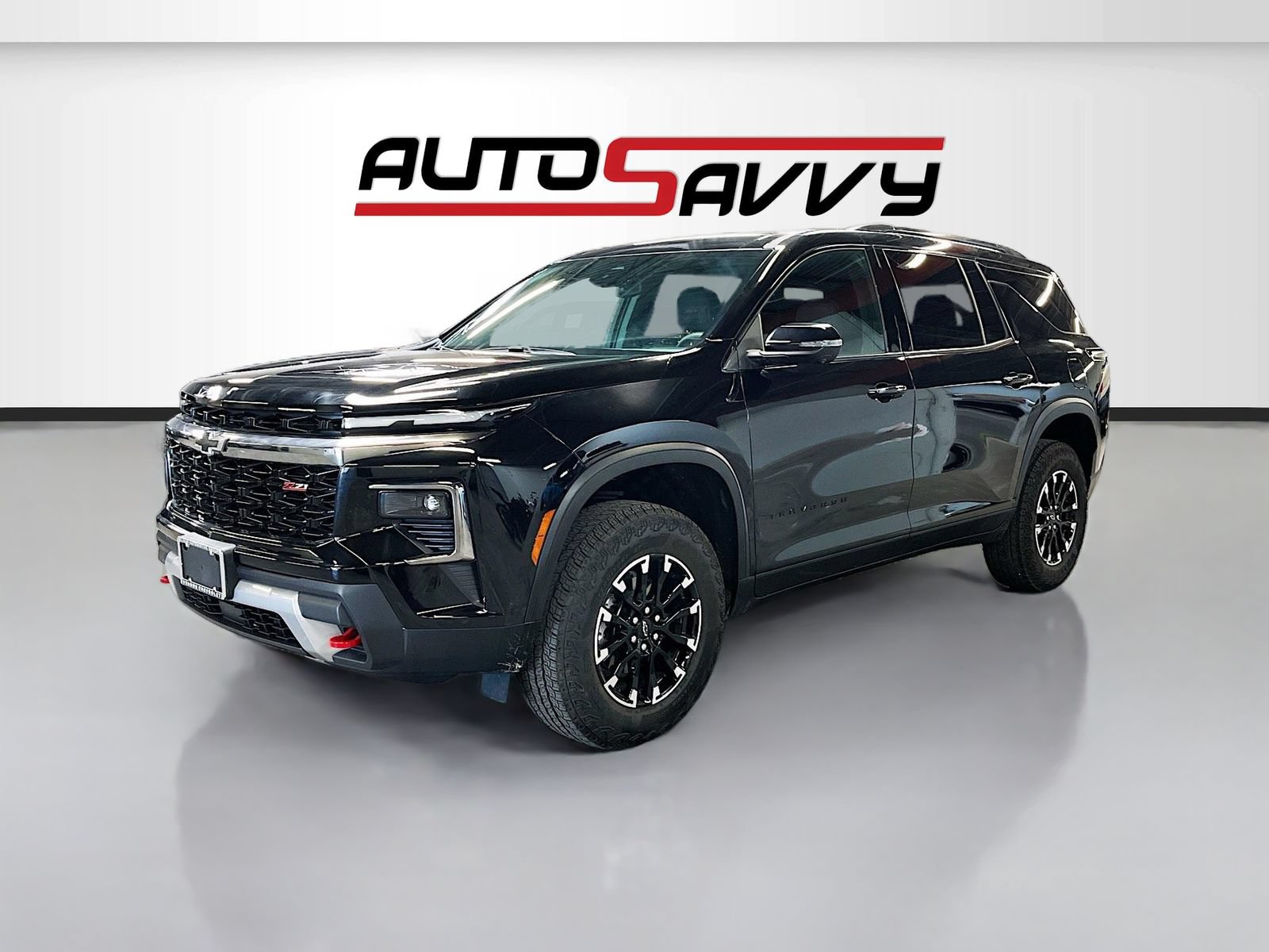 Used 2025 Chevrolet Traverse Z71 w/ Driver Confidence Package AWD/4WD image 3