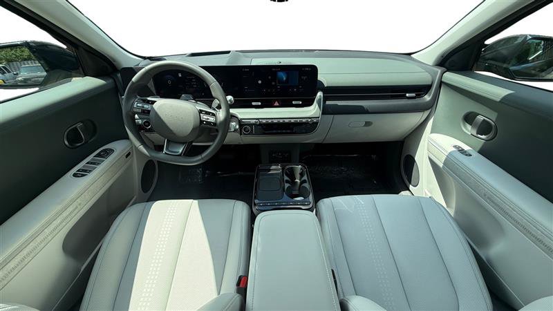 Used 2025 Hyundai Ioniq 5 Limited RWD image 12