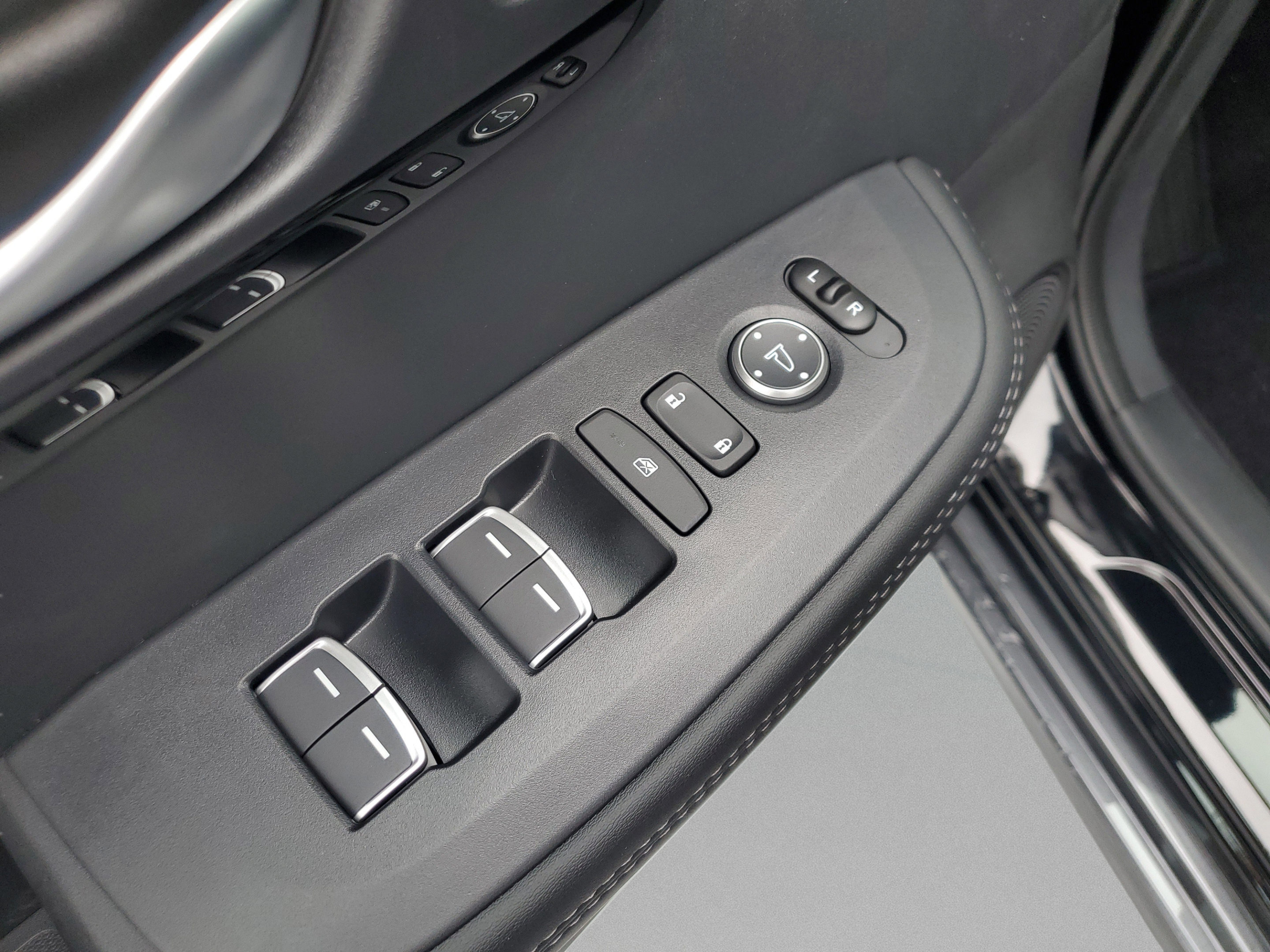 New 2026 Acura ADX AWD image 17