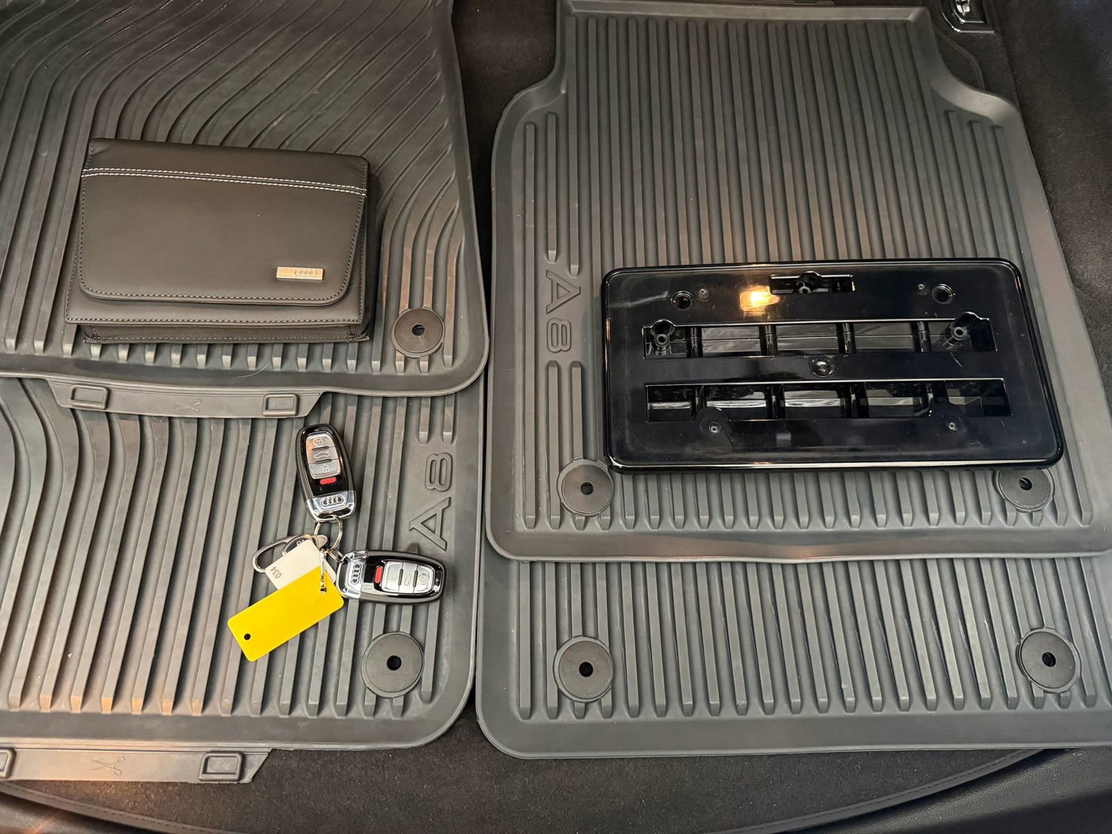 Used 2012 Audi A8 L W12 AWD/4WD image 84