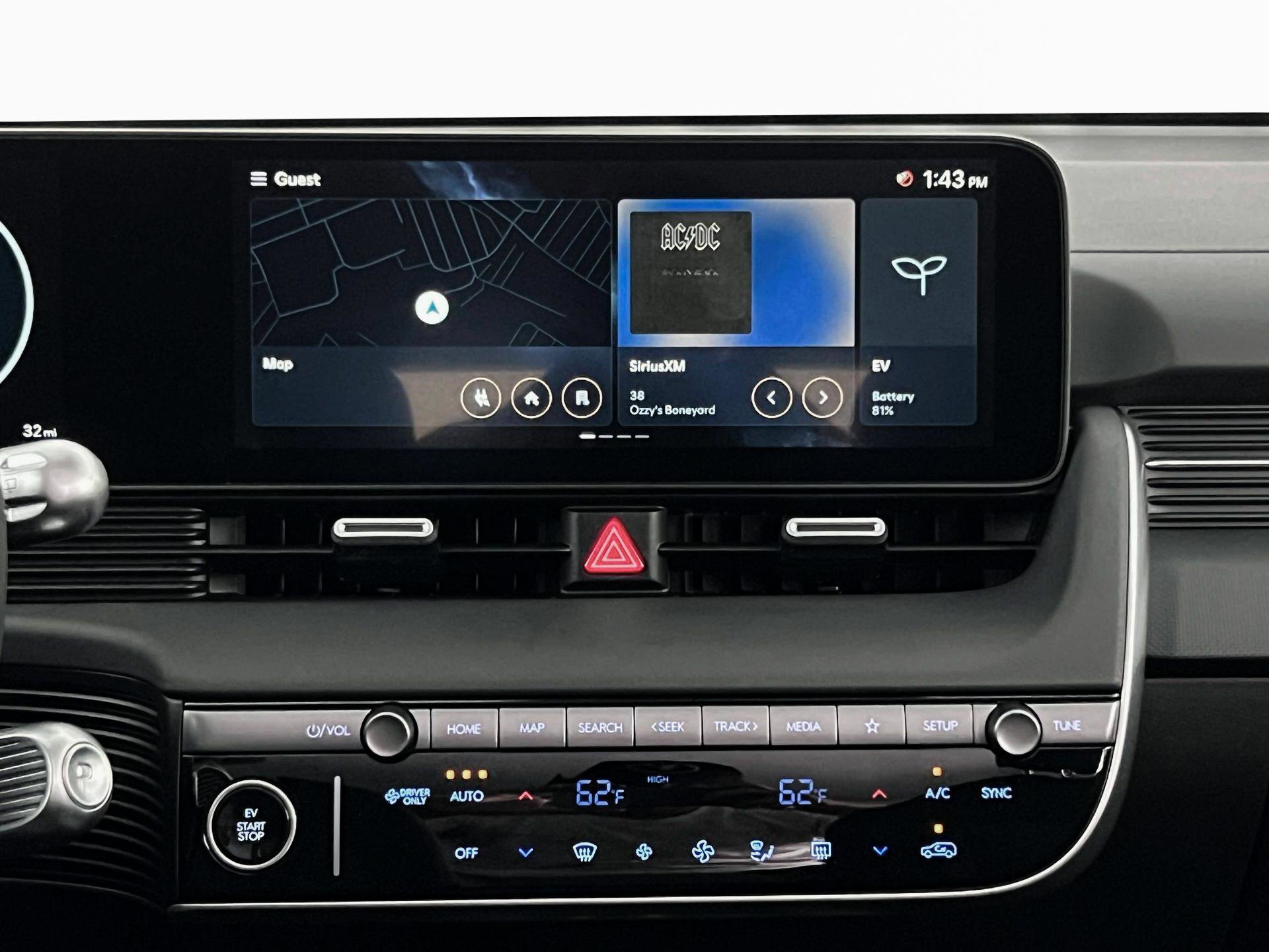 New 2025 Hyundai Ioniq 5 SE image 19