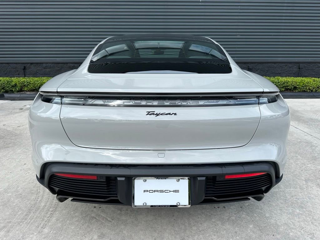 Used 2026 Porsche Taycan image 12