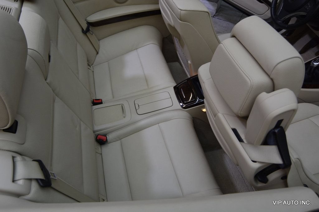Used 2011 BMW 328i Convertible RWD image 27