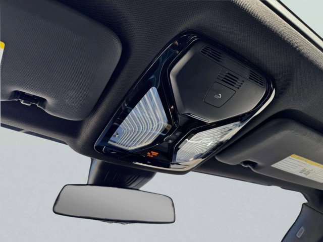Used 2020 BMW X5 xDrive50i w/ Premium Package image 34