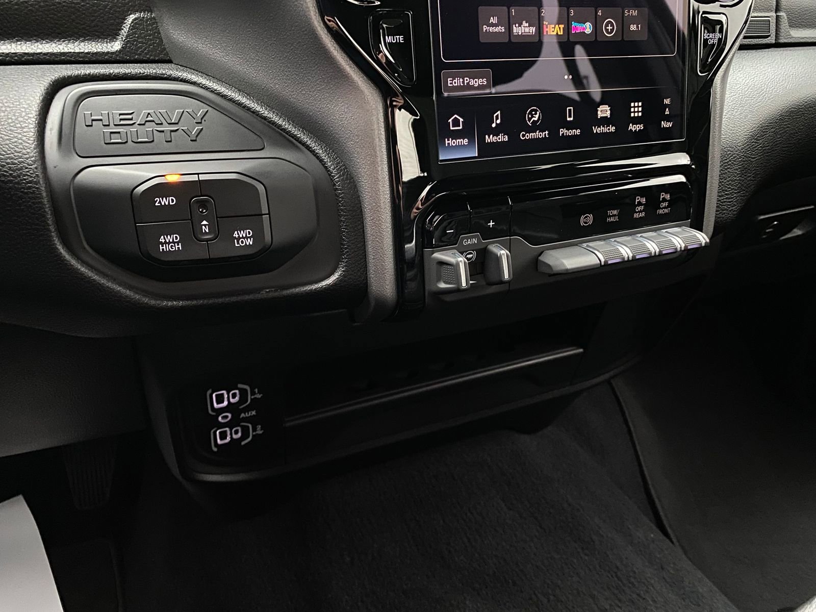 Used 2025 RAM 2500 Lone Star image 22