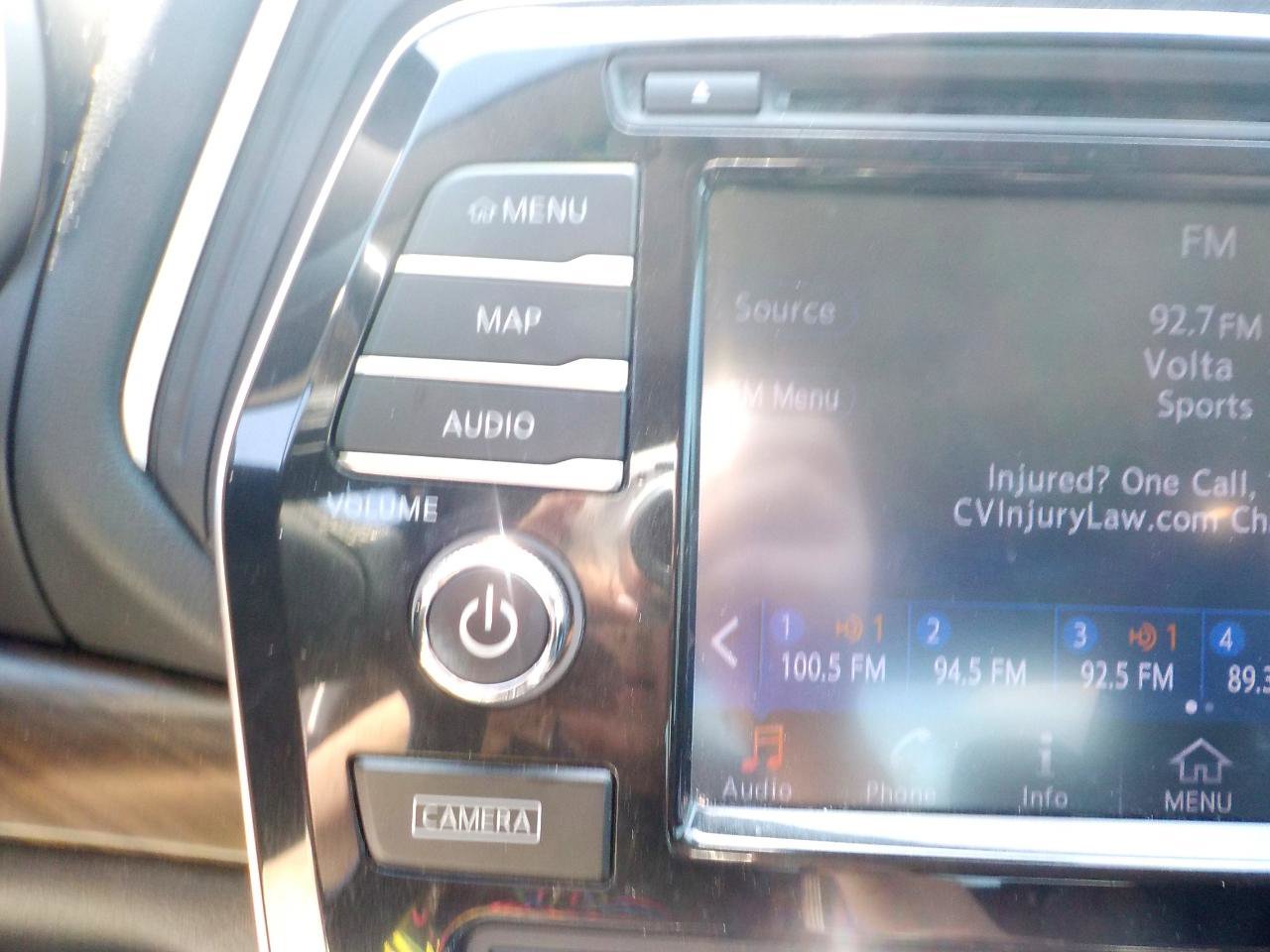 Used 2017 Nissan Maxima Platinum FWD image 19