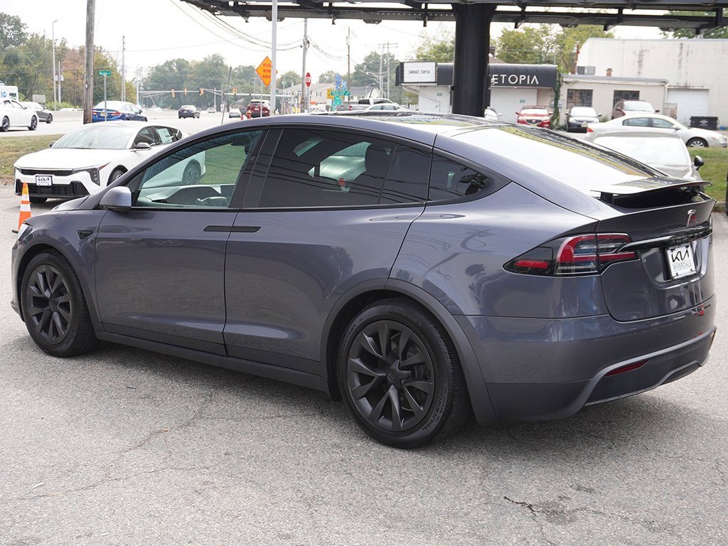 Used 2022 Tesla Model X image 12