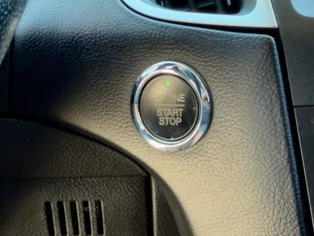 Used 2015 Ford Edge SEL w/ Equipment Group 201A FWD image 23
