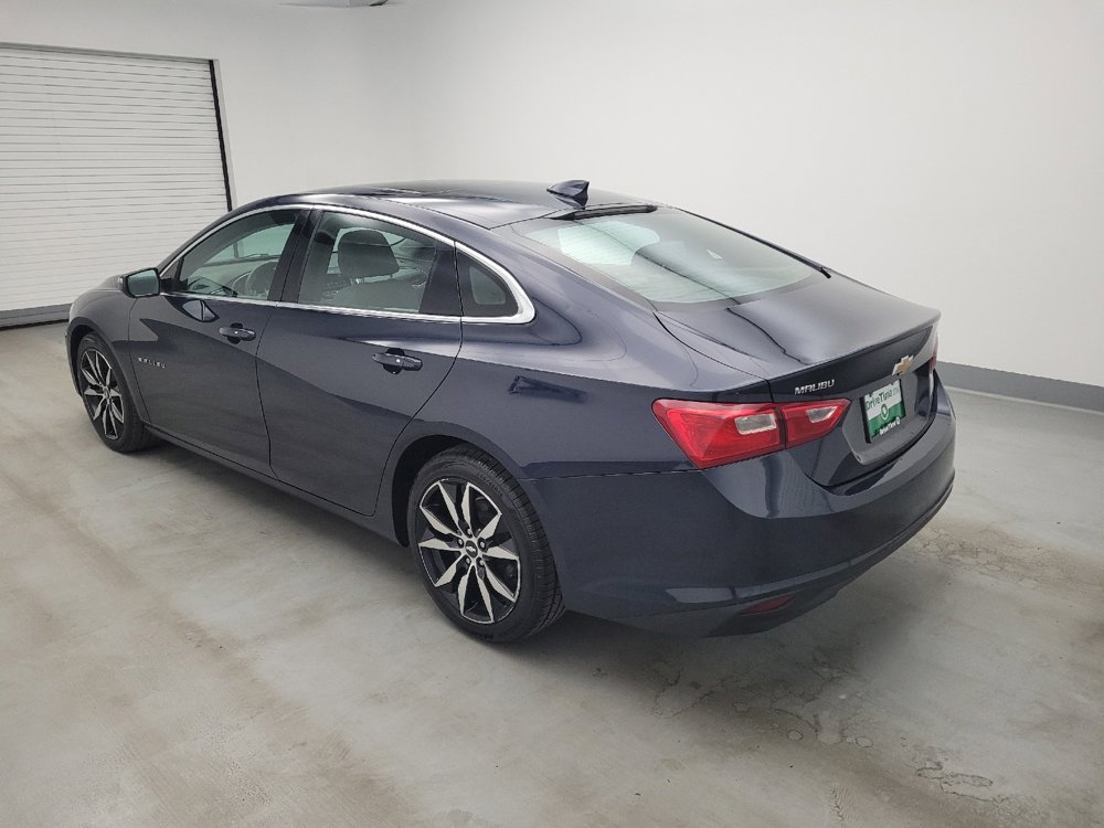 Used 2018 Chevrolet Malibu LT w/ Leather Package FWD image 3
