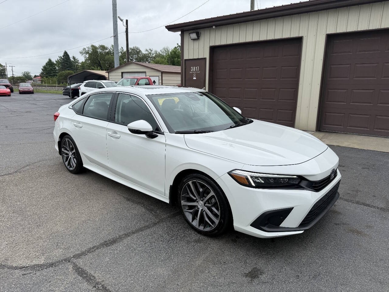 Used 2023 Honda Civic Touring image 4