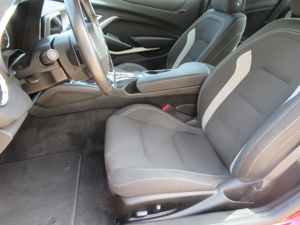 Used 2021 Chevrolet Camaro LT w/ RS Package image 14