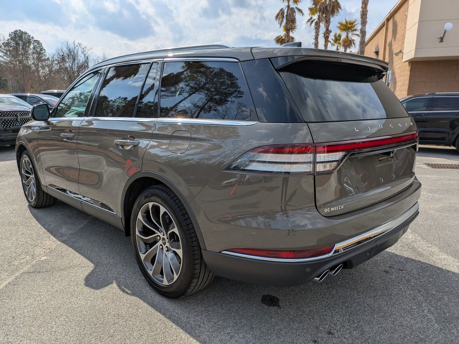 Certified 2025 Lincoln Aviator Reserve image 7