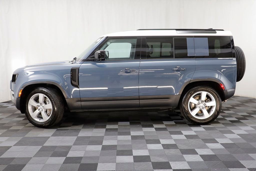 Used 2025 Land Rover Defender 110 S image 4