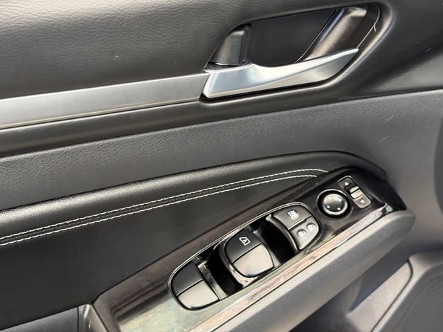 Used 2023 Nissan Altima 2.5 SL FWD image 15