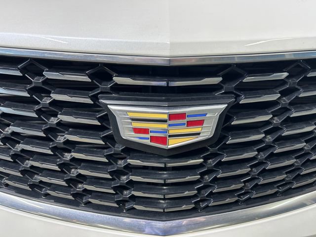 Used 2023 Cadillac XT4 Premium Luxury FWD image 9